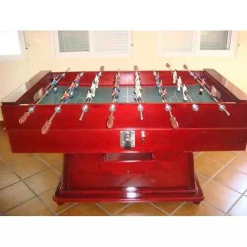 Futbolín modelo Catalán